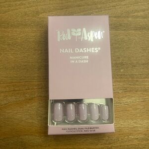 Red Aspen nail dashes in Lily’s Lilacs